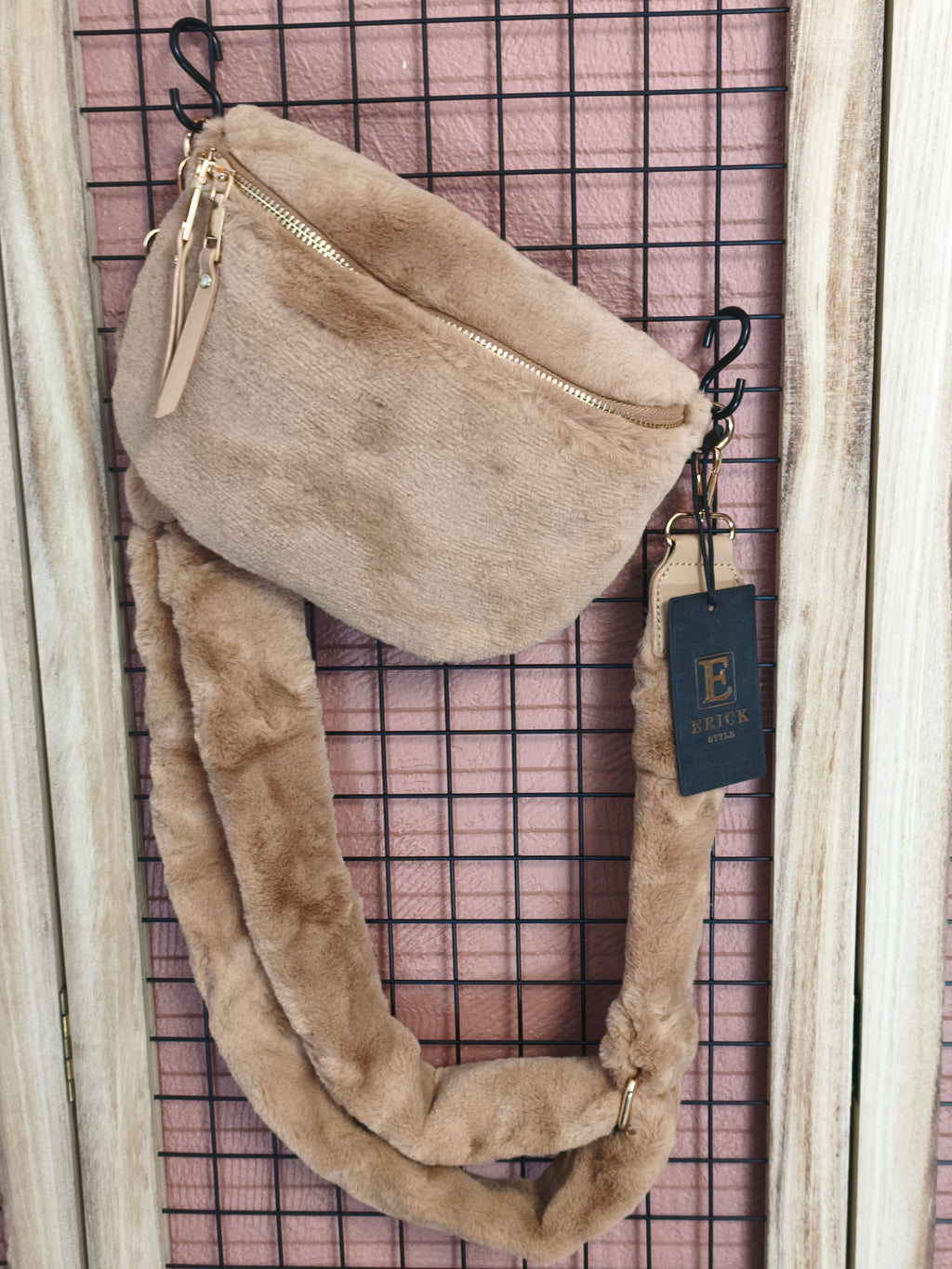 Sac banane fausse fourrure