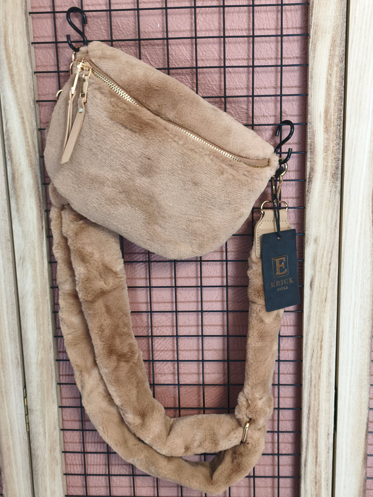 Sac banane fausse fourrure