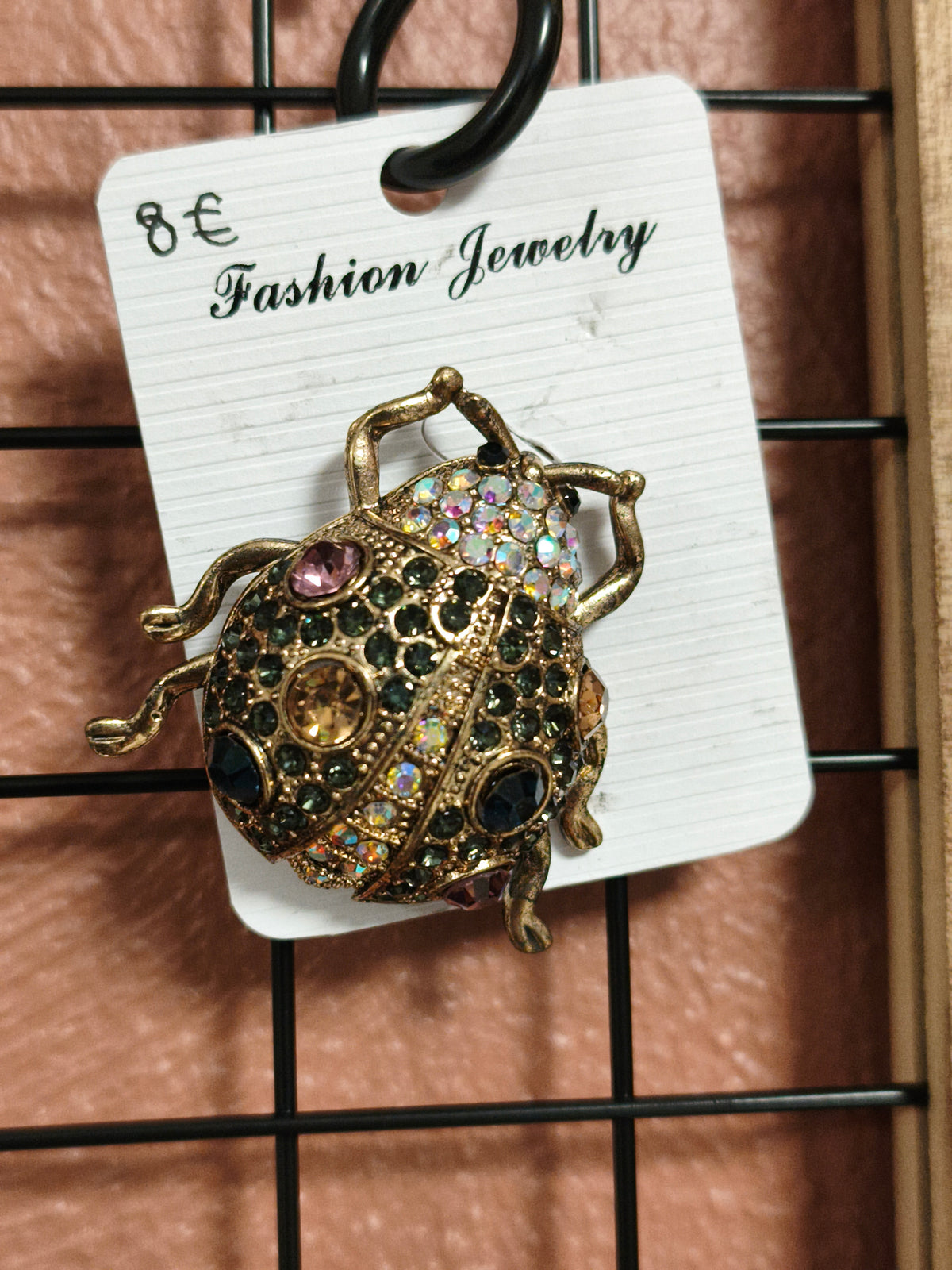 Broche