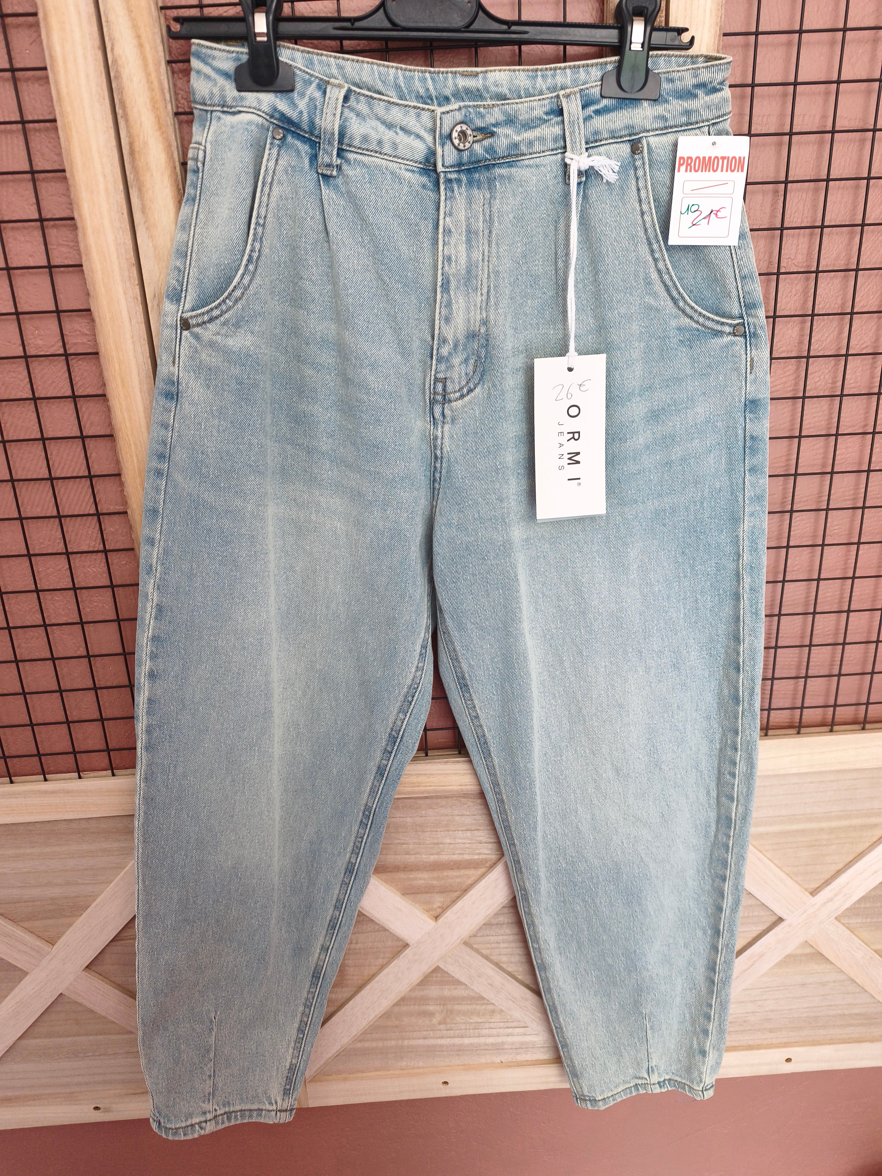Jean's fit mom